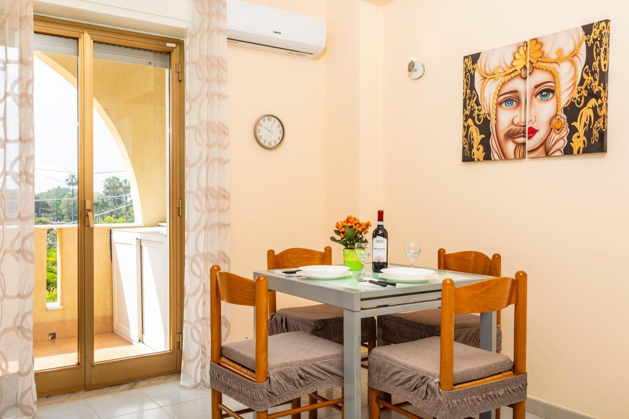 Chiara Home Apartment Giardini Naxos Ngoại thất bức ảnh
